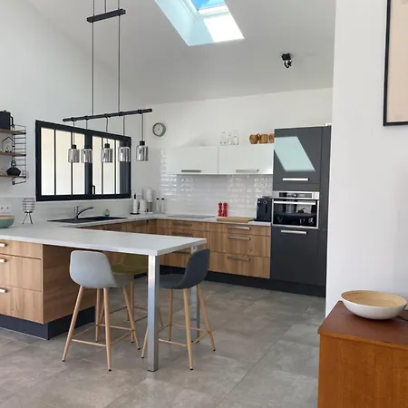 Maison Moderne Et Charmante A 450m De La Plage, 2 Chambres, Terrasse Et Barbecue - Fr-1-336-153 펜션